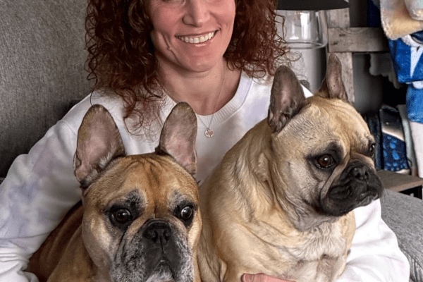 Karissa with her two dogs